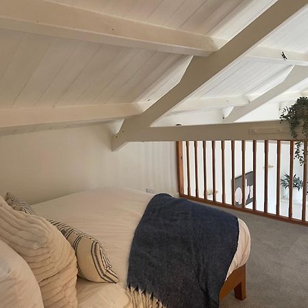Villa The Coach House At Old Hundred Courtyard Tormarton Esterno foto